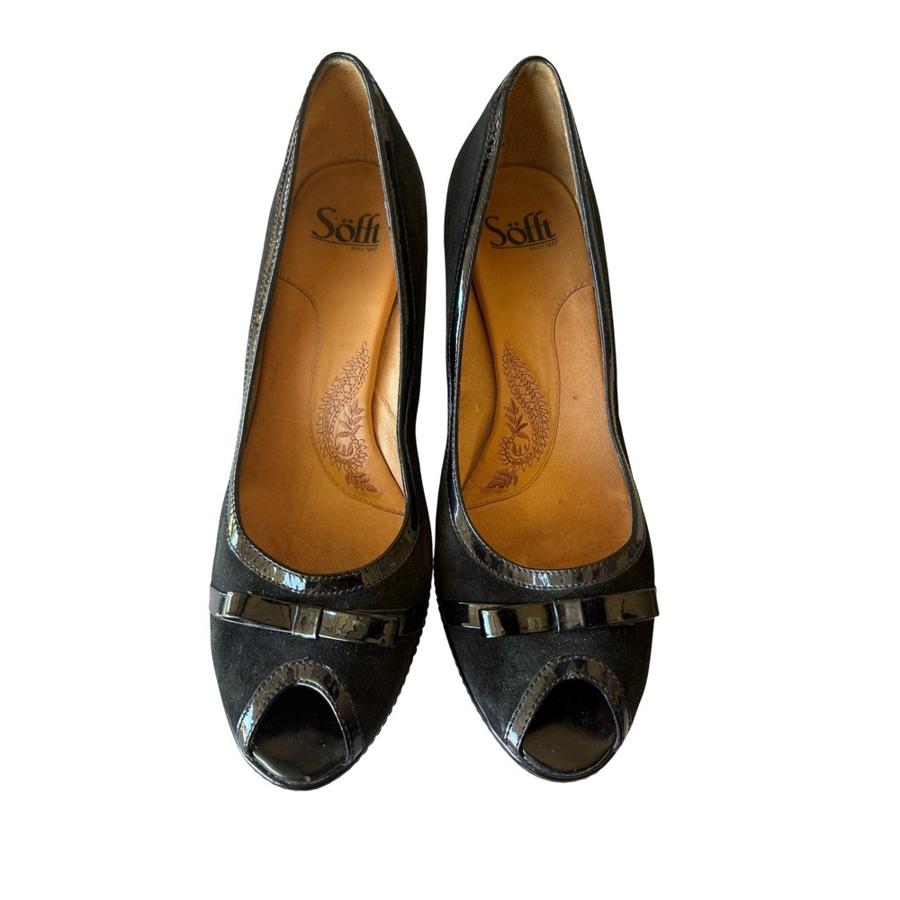Sofft Womens Black Suede Peep Toe Bow Pumps Patent Leather Trim Heels 9M 1015421